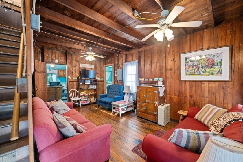 545 Central Avenue, Lakeside, 43440, 2 Bedroom Bedrooms, ,1 BathroomBathrooms,Residential,For Sale,Central,20263550
