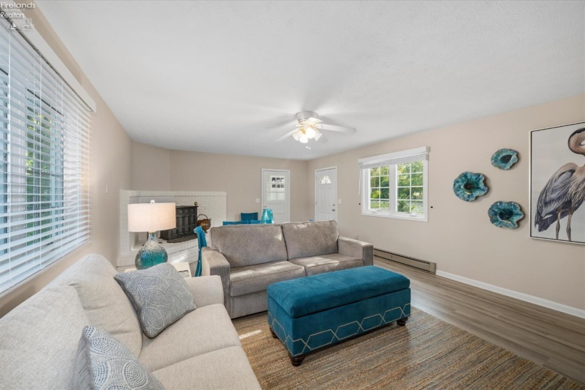 309 Cherry Avenue, Lakeside, 43440, 2 Bedroom Bedrooms, ,2 BathroomBathrooms,Residential,For Sale,Cherry,20263551