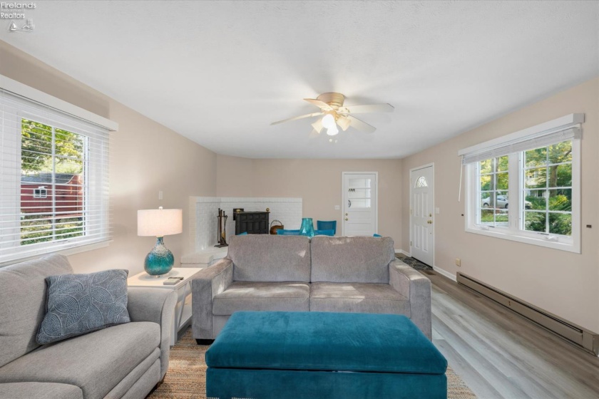 309 Cherry Avenue, Lakeside, 43440, 2 Bedroom Bedrooms, ,2 BathroomBathrooms,Residential,For Sale,Cherry,20263551