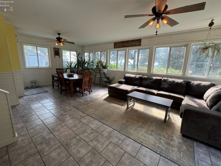 5685 Young Road, Bellevue, 44811, 3 Bedroom Bedrooms, ,2 BathroomBathrooms,Residential,For Sale,Young,20263473