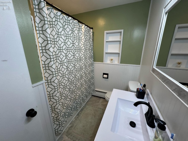 5685 Young Road, Bellevue, 44811, 3 Bedroom Bedrooms, ,2 BathroomBathrooms,Residential,For Sale,Young,20263473