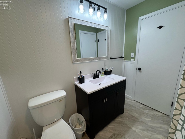 5685 Young Road, Bellevue, 44811, 3 Bedroom Bedrooms, ,2 BathroomBathrooms,Residential,For Sale,Young,20263473