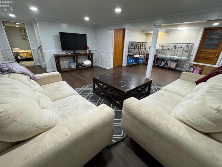 5685 Young Road, Bellevue, 44811, 3 Bedroom Bedrooms, ,2 BathroomBathrooms,Residential,For Sale,Young,20263473