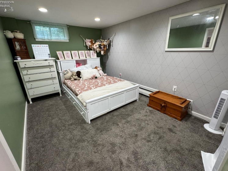 5685 Young Road, Bellevue, 44811, 3 Bedroom Bedrooms, ,2 BathroomBathrooms,Residential,For Sale,Young,20263473