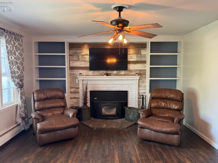 5685 Young Road, Bellevue, 44811, 3 Bedroom Bedrooms, ,2 BathroomBathrooms,Residential,For Sale,Young,20263473