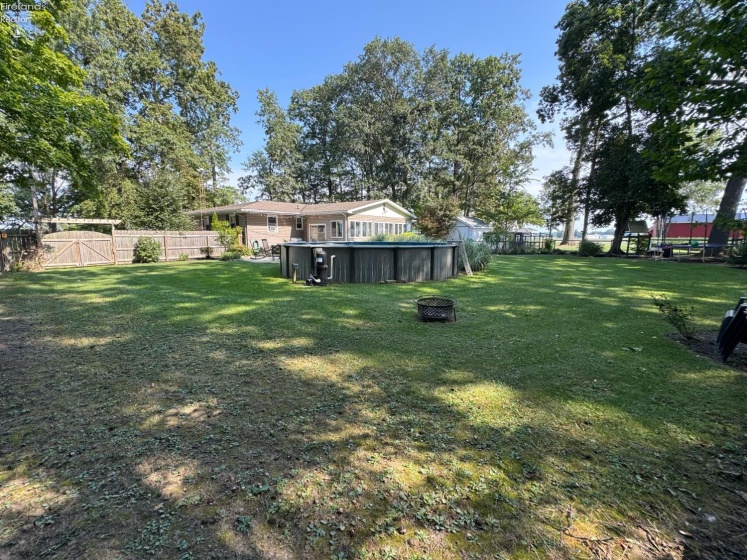 5685 Young Road, Bellevue, 44811, 3 Bedroom Bedrooms, ,2 BathroomBathrooms,Residential,For Sale,Young,20263473