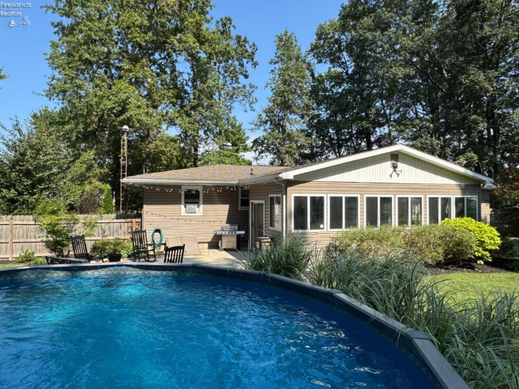 5685 Young Road, Bellevue, 44811, 3 Bedroom Bedrooms, ,2 BathroomBathrooms,Residential,For Sale,Young,20263473