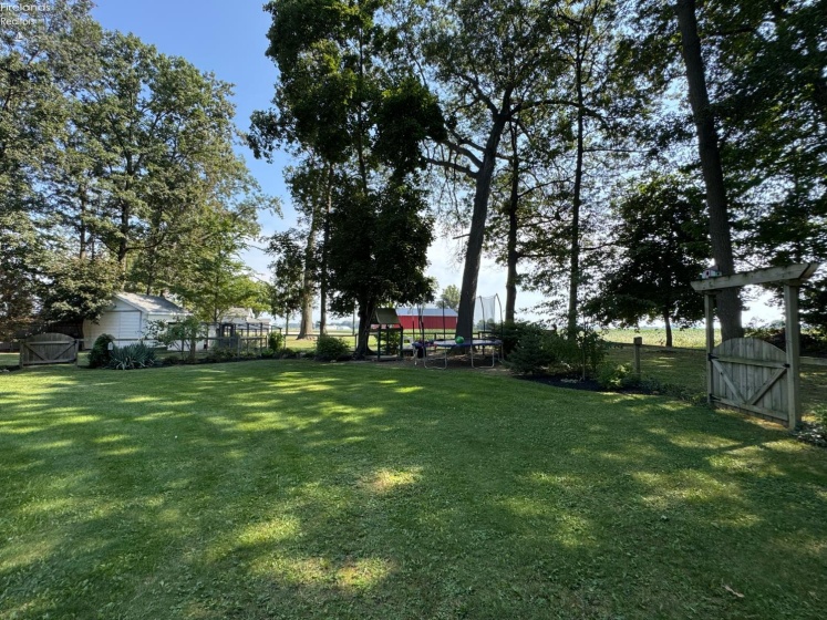 5685 Young Road, Bellevue, 44811, 3 Bedroom Bedrooms, ,2 BathroomBathrooms,Residential,For Sale,Young,20263473