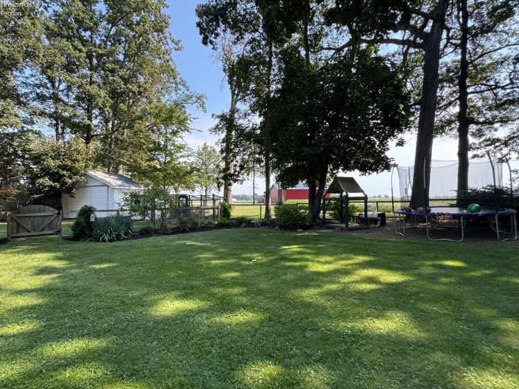 5685 Young Road, Bellevue, 44811, 3 Bedroom Bedrooms, ,2 BathroomBathrooms,Residential,For Sale,Young,20263473