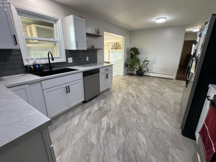 5685 Young Road, Bellevue, 44811, 3 Bedroom Bedrooms, ,2 BathroomBathrooms,Residential,For Sale,Young,20263473