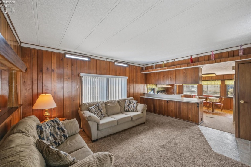83 Rathbun Drive, Marblehead, 43440, 2 Bedroom Bedrooms, ,1 BathroomBathrooms,Residential,For Sale,Rathbun,20263489