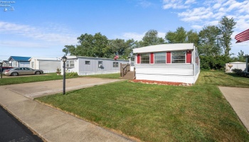 83 Rathbun Drive, Marblehead, 43440, 2 Bedroom Bedrooms, ,1 BathroomBathrooms,Residential,For Sale,Rathbun,20263489