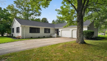 632 Beech, Oberlin, 44074, 3 Bedroom Bedrooms, ,2 BathroomBathrooms,Residential,For Sale,Beech,20263555