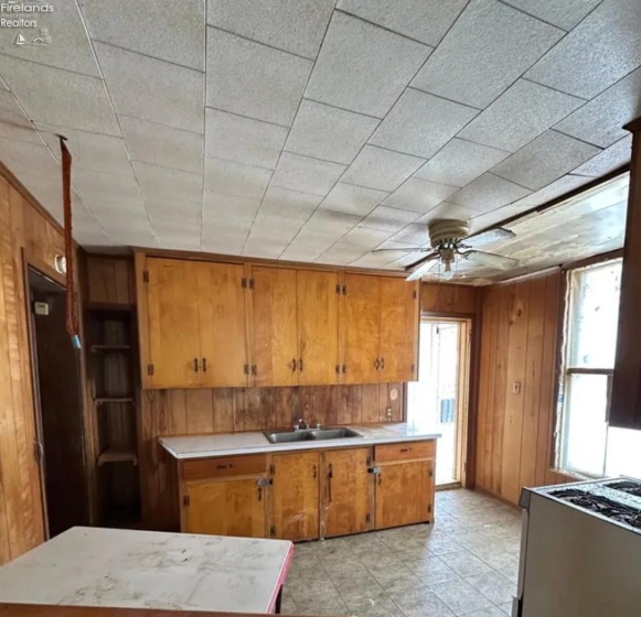 37 Goodsell Street, Tiffin, 44883, 3 Bedroom Bedrooms, ,1 BathroomBathrooms,Residential,For Sale,Goodsell,20263554