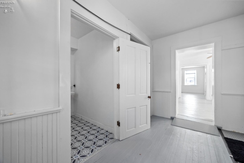 313 Market Street, Sandusky, 44870, ,2 BathroomBathrooms,Residential,For Sale,Market,20263479