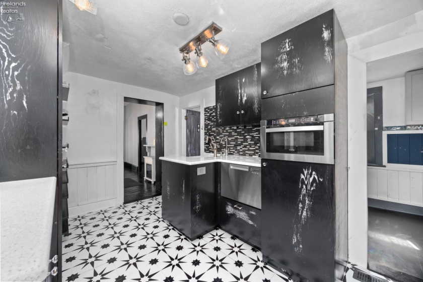315 Market Street, Sandusky, 44870, ,2 BathroomBathrooms,Residential,For Sale,Market,20263559