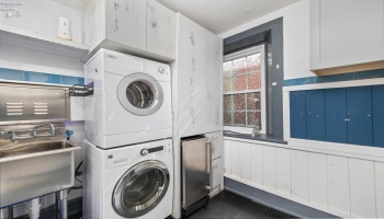 315 Market Street, Sandusky, 44870, ,2 BathroomBathrooms,Residential,For Sale,Market,20263559
