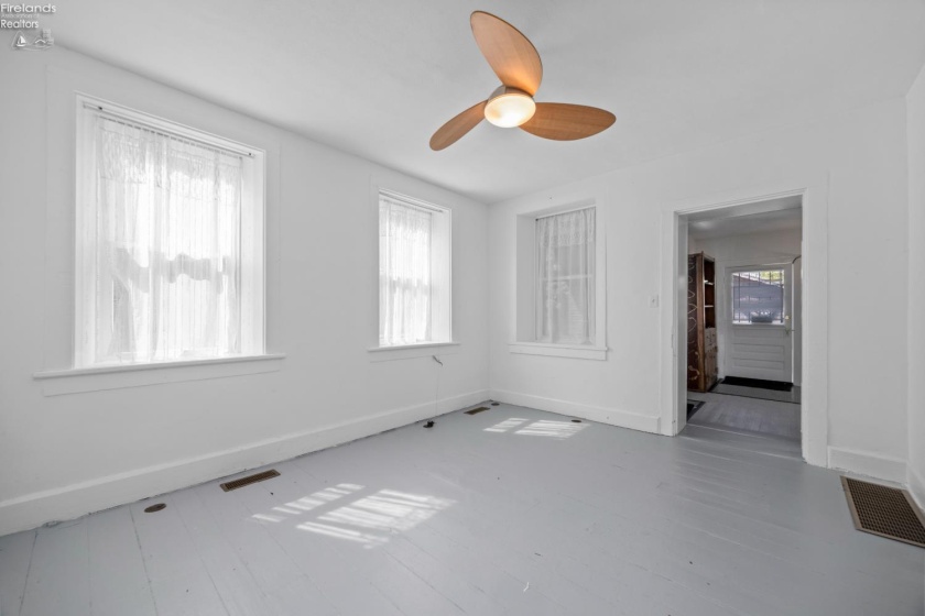 315 Market Street, Sandusky, 44870, ,2 BathroomBathrooms,Residential,For Sale,Market,20263559