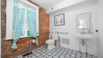 315 Market Street, Sandusky, 44870, ,2 BathroomBathrooms,Residential,For Sale,Market,20263559