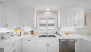 106 Lakeshore Drive, Marblehead, 43440, 2 Bedroom Bedrooms, ,2 BathroomBathrooms,Residential,For Sale,Lakeshore,20263558