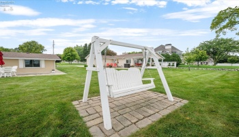106 Lakeshore Drive, Marblehead, 43440, 2 Bedroom Bedrooms, ,2 BathroomBathrooms,Residential,For Sale,Lakeshore,20263558