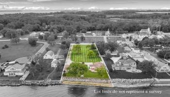 106 Lakeshore Drive, Marblehead, 43440, 2 Bedroom Bedrooms, ,2 BathroomBathrooms,Residential,For Sale,Lakeshore,20263558