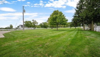 106 Lakeshore Drive, Marblehead, 43440, 2 Bedroom Bedrooms, ,2 BathroomBathrooms,Residential,For Sale,Lakeshore,20263558