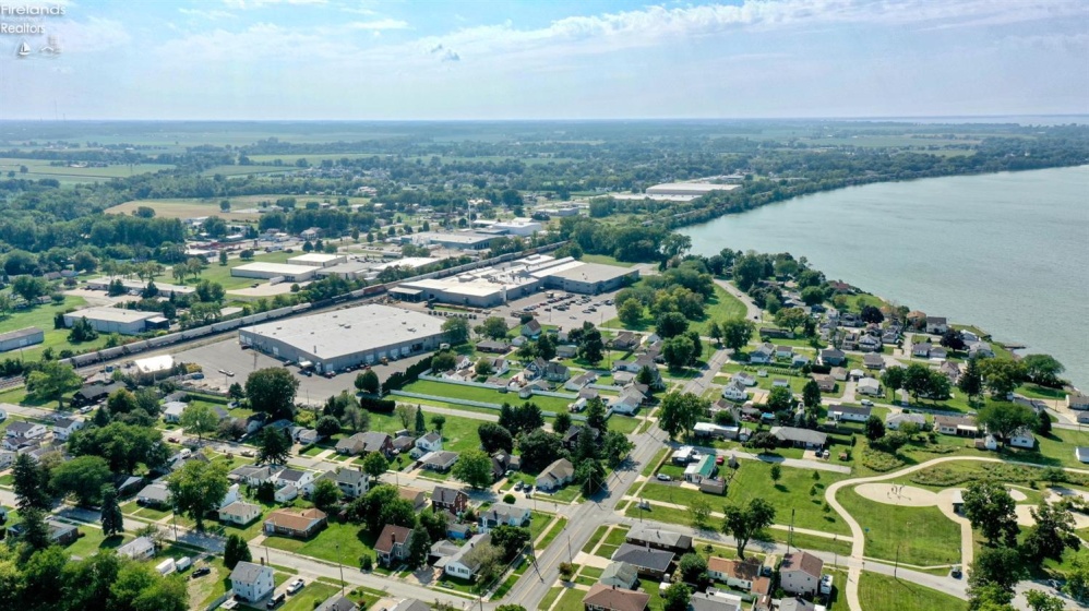 616 Superior Street, Sandusky, 44870, 2 Bedroom Bedrooms, ,3 BathroomBathrooms,Residential,For Sale,Superior,20263537