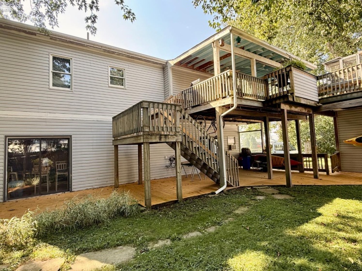 616 Superior Street, Sandusky, 44870, 2 Bedroom Bedrooms, ,3 BathroomBathrooms,Residential,For Sale,Superior,20263537