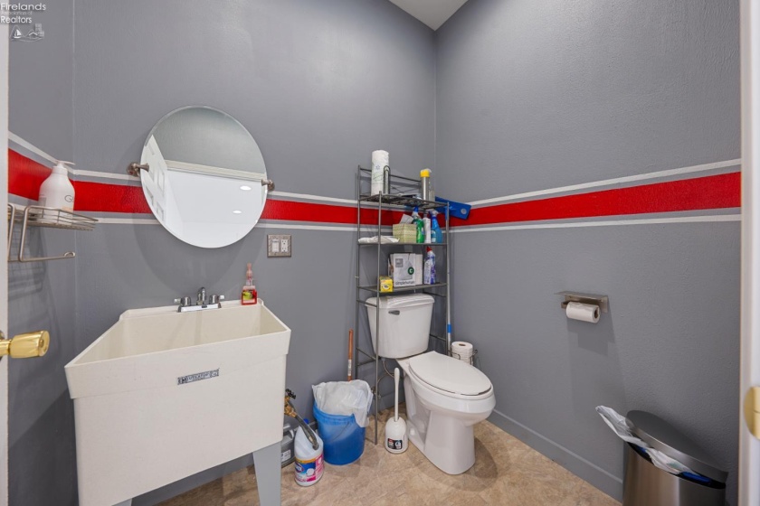 780 Catawba Road, Port Clinton, 43452, ,1 BathroomBathrooms,Residential,For Sale,Catawba,20263515