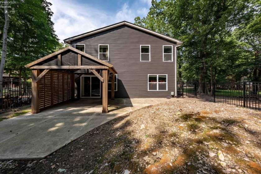 3175 Memorial Shoreway Drive, Marblehead, 43440, 3 Bedroom Bedrooms, ,2 BathroomBathrooms,Residential,For Sale,Memorial Shoreway,20263513
