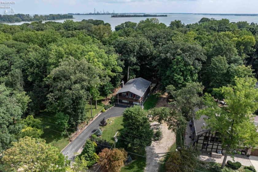 3175 Memorial Shoreway Drive, Marblehead, 43440, 3 Bedroom Bedrooms, ,2 BathroomBathrooms,Residential,For Sale,Memorial Shoreway,20263513