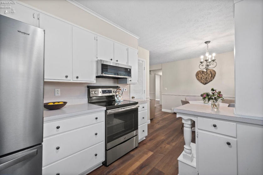 541 Lincoln Avenue, Huron, 44839, 3 Bedroom Bedrooms, ,2 BathroomBathrooms,Residential,For Sale,Lincoln,20263420