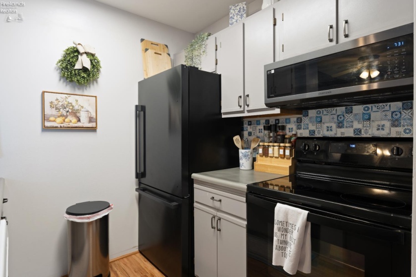 172 Clinton Reef Drive, Port Clinton, 43452, 2 Bedroom Bedrooms, ,1 BathroomBathrooms,Residential,For Sale,Clinton Reef,20263484