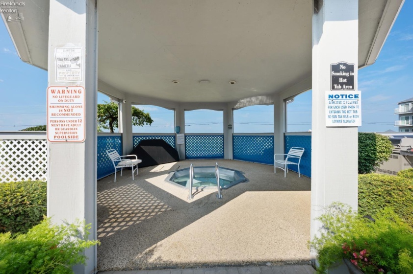 172 Clinton Reef Drive, Port Clinton, 43452, 2 Bedroom Bedrooms, ,1 BathroomBathrooms,Residential,For Sale,Clinton Reef,20263484