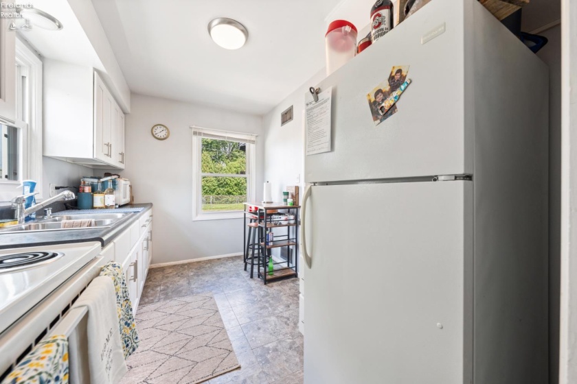 117 6th Street, Port Clinton, 43452, 3 Bedroom Bedrooms, ,1 BathroomBathrooms,Residential,For Sale,6th,20263482