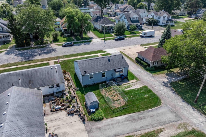 117 6th Street, Port Clinton, 43452, 3 Bedroom Bedrooms, ,1 BathroomBathrooms,Residential,For Sale,6th,20263482