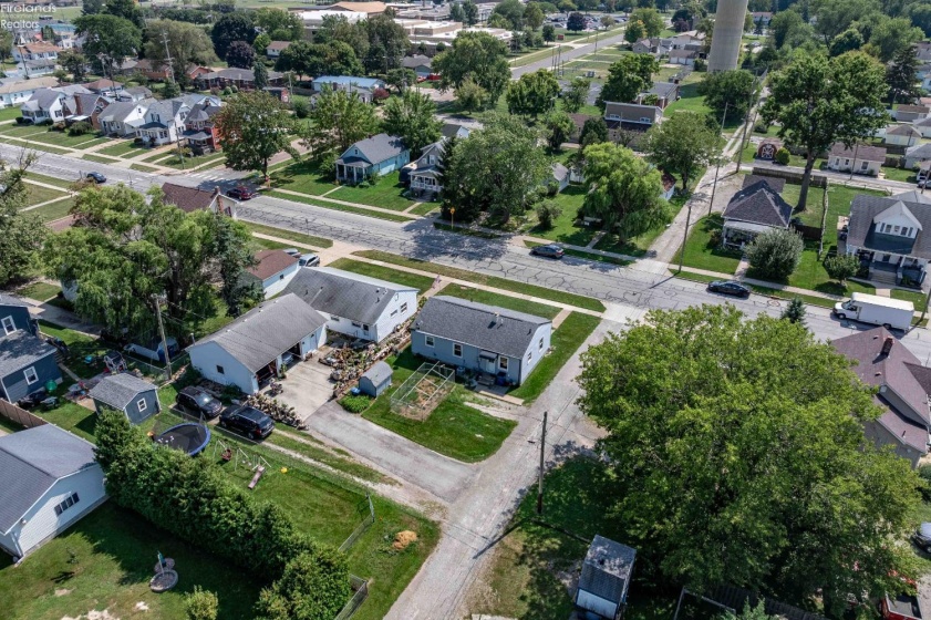 117 6th Street, Port Clinton, 43452, 3 Bedroom Bedrooms, ,1 BathroomBathrooms,Residential,For Sale,6th,20263482