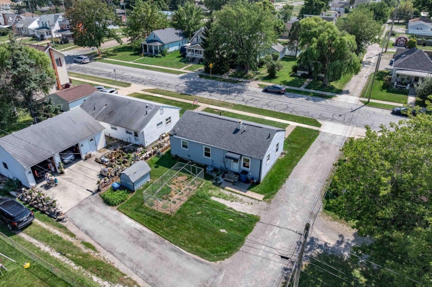 117 6th Street, Port Clinton, 43452, 3 Bedroom Bedrooms, ,1 BathroomBathrooms,Residential,For Sale,6th,20263482