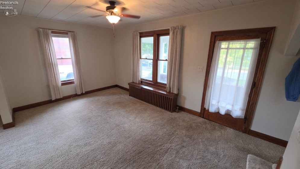 82 Liberty Street, Tiffin, 44883, 3 Bedroom Bedrooms, ,2 BathroomBathrooms,Residential,For Sale,Liberty,20263557