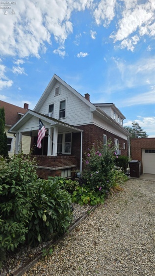 82 Liberty Street, Tiffin, 44883, 3 Bedroom Bedrooms, ,2 BathroomBathrooms,Residential,For Sale,Liberty,20263557