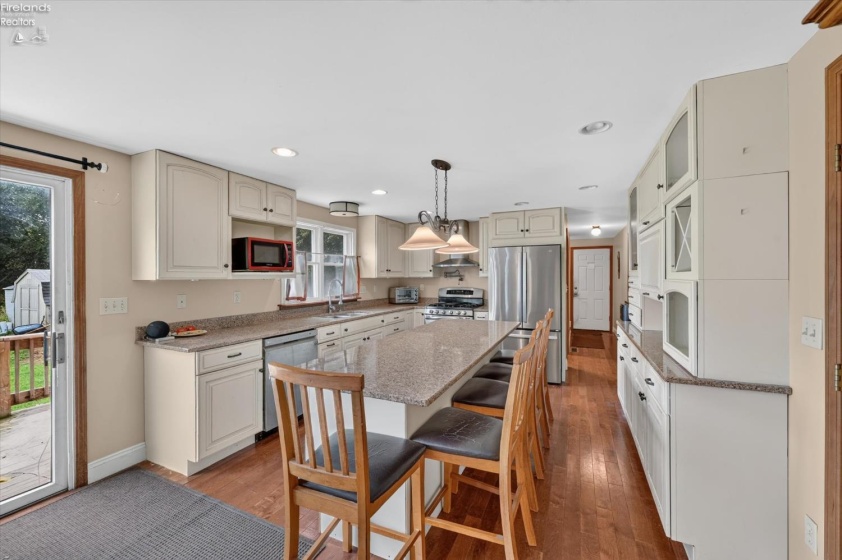 1210 Put In Bay Road, Put-In-Bay, 43456, 3 Bedroom Bedrooms, ,3 BathroomBathrooms,Residential,For Sale,Put In Bay,20263524