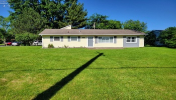 5006 Columbus Avenue, Sandusky, 44870, 3 Bedroom Bedrooms, ,1 BathroomBathrooms,Residential,For Sale,Columbus,20263511
