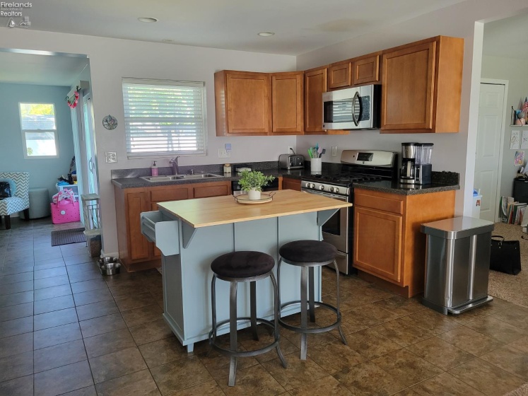 5006 Columbus Avenue, Sandusky, 44870, 3 Bedroom Bedrooms, ,1 BathroomBathrooms,Residential,For Sale,Columbus,20263511