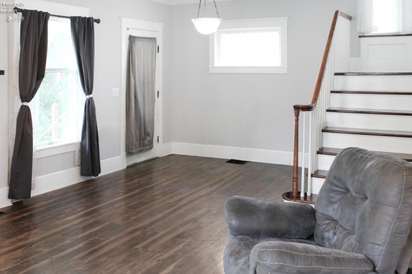 922 Wayne Street, Sandusky, 44870, 3 Bedroom Bedrooms, ,2 BathroomBathrooms,Residential,For Sale,Wayne,20262978