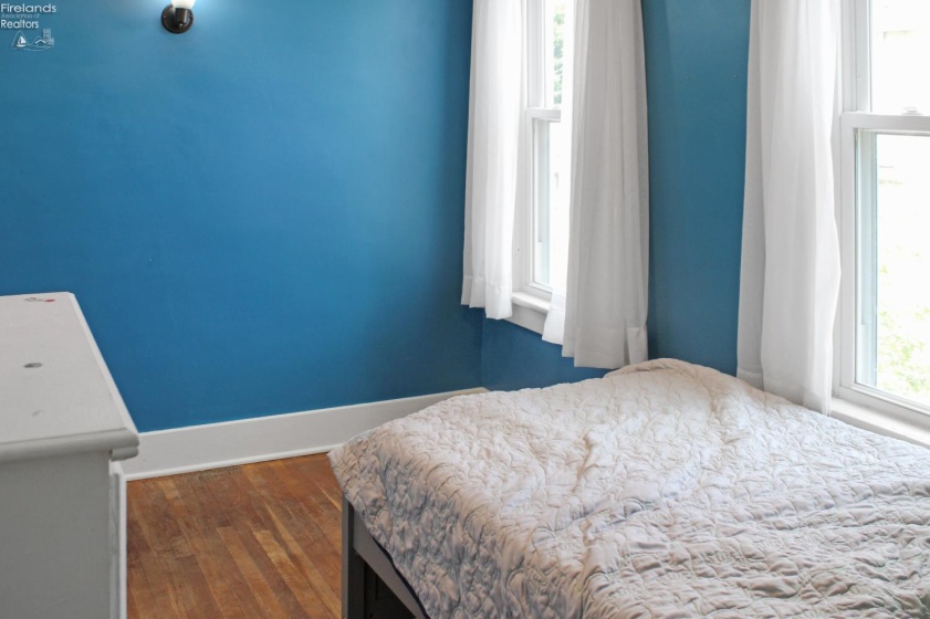 922 Wayne Street, Sandusky, 44870, 3 Bedroom Bedrooms, ,2 BathroomBathrooms,Residential,For Sale,Wayne,20262978