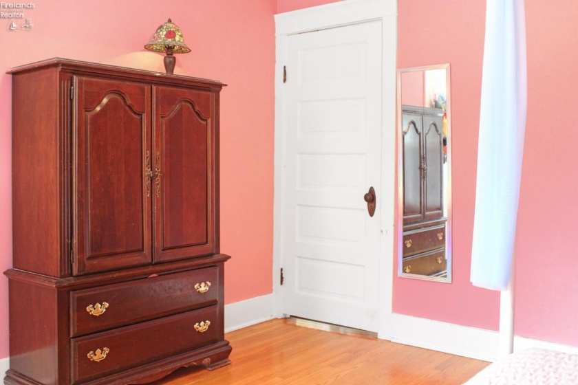 922 Wayne Street, Sandusky, 44870, 3 Bedroom Bedrooms, ,2 BathroomBathrooms,Residential,For Sale,Wayne,20262978