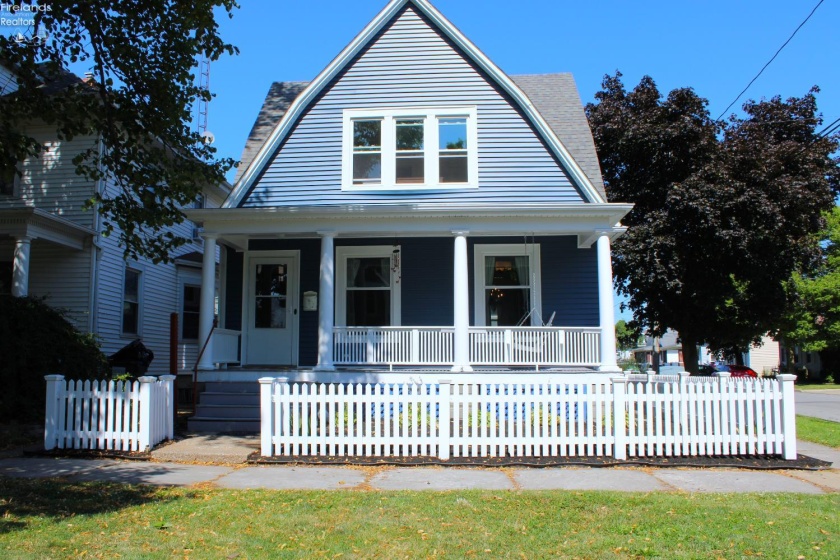 922 Wayne Street, Sandusky, 44870, 3 Bedroom Bedrooms, ,2 BathroomBathrooms,Residential,For Sale,Wayne,20262978