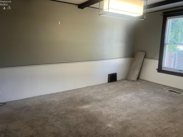1024 Tiffin Street, Fremont, 43420, 3 Bedroom Bedrooms, ,2 BathroomBathrooms,Residential,For Sale,Tiffin,20263293