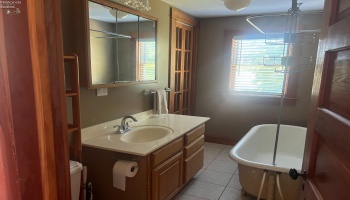 1024 Tiffin Street, Fremont, 43420, 3 Bedroom Bedrooms, ,2 BathroomBathrooms,Residential,For Sale,Tiffin,20263293